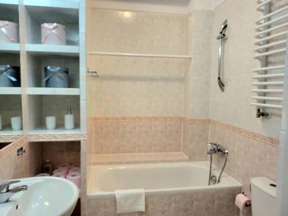 Apartament Orkan Przy Krupowkach Zakopane Luaran gambar